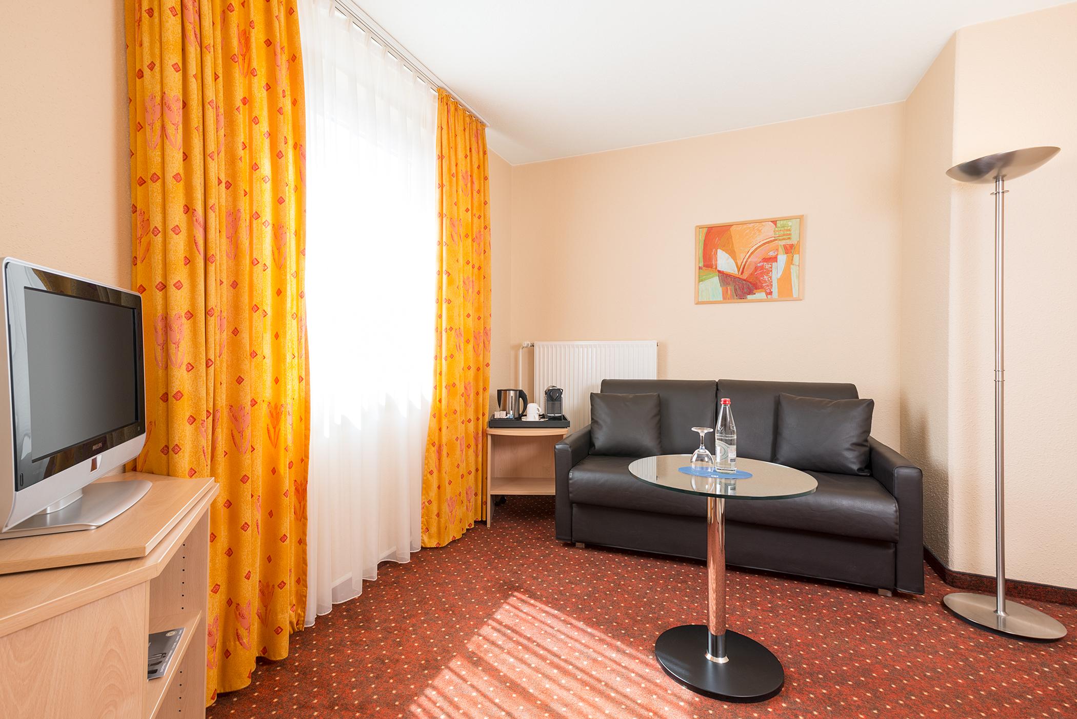 Ibis Styles Berlin Treptow Hotell Exteriör bild