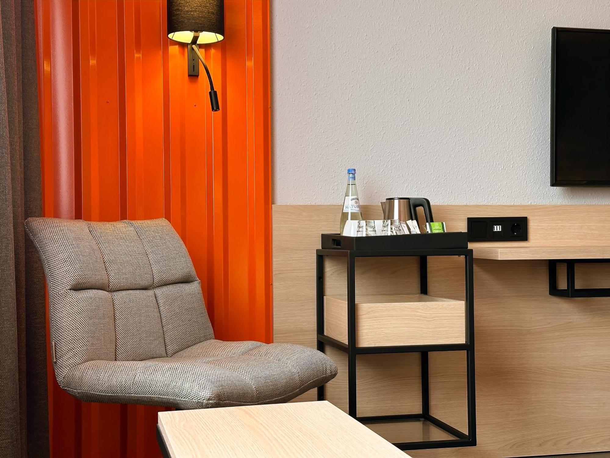 Ibis Styles Berlin Treptow Hotell Rum bild